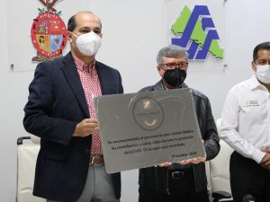 39 hospitales de Sinaloa reciben placa de condecoración “Miguel Hidalgo” 