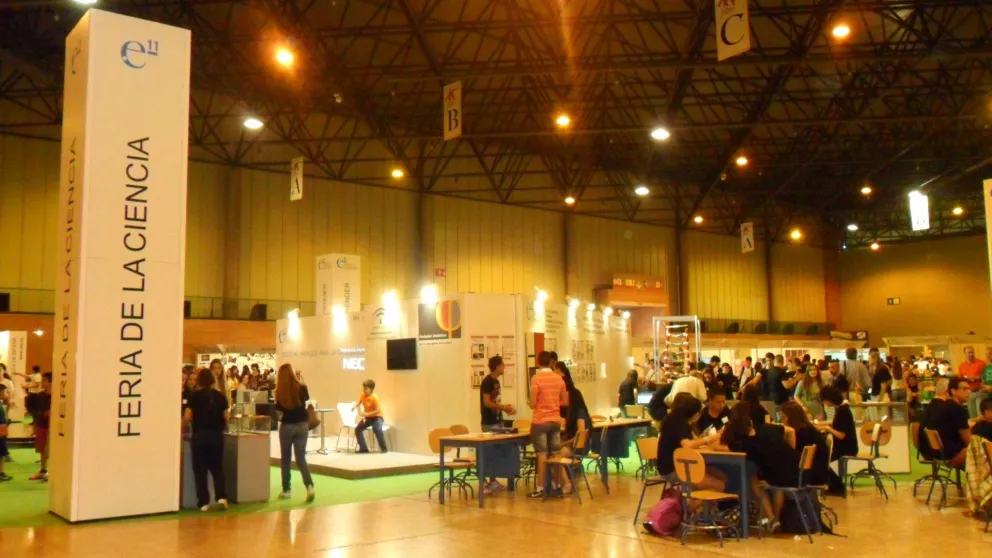 Universitarios sinaloenses ganan Primer Lugar en Feria de Ciencia en Europa
