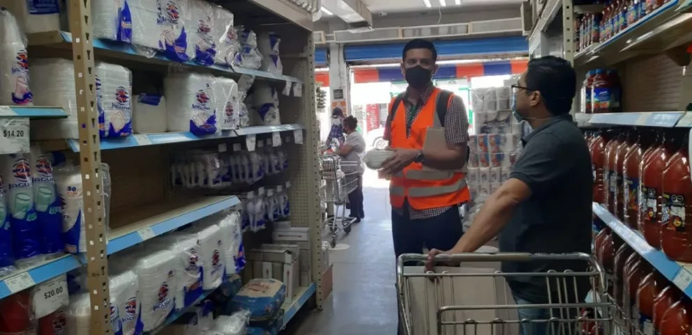Continúa supervisión de grandes distribuidores de bolsas de plástico