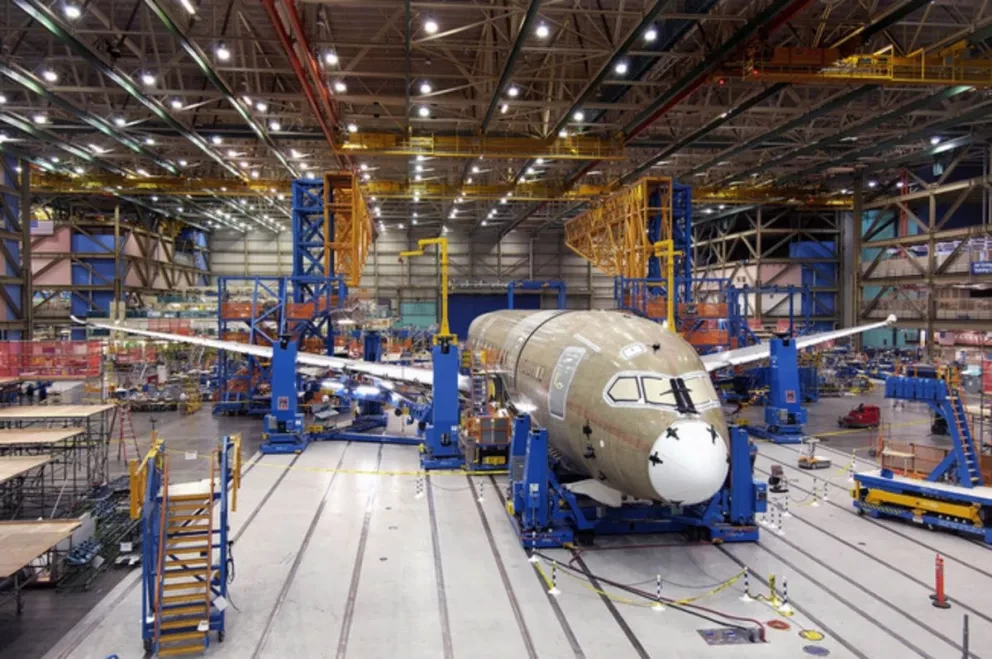 Aeronáutica aporta importante derrama económica a México