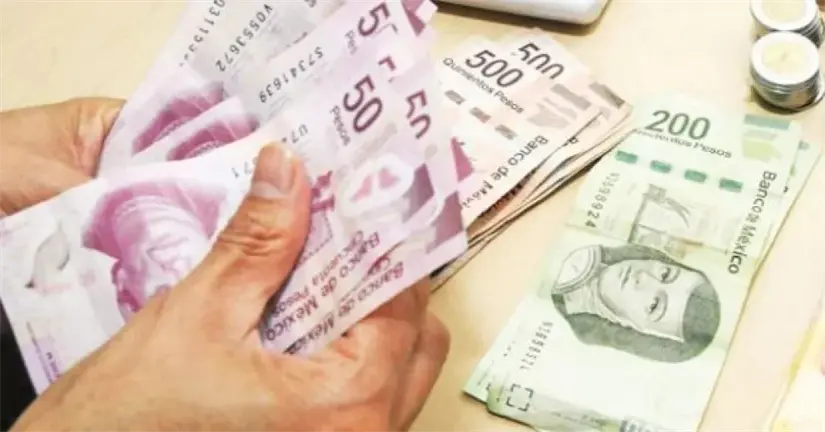 El aumento será principalmente para quienes laboran en dependencias y entidades del gobierno federal. Foto: Cortesía