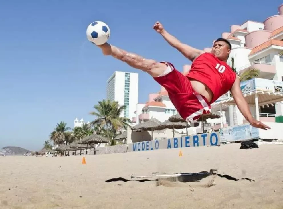 Perdió una pierna, pero gana olimpiadas y mucho afecto