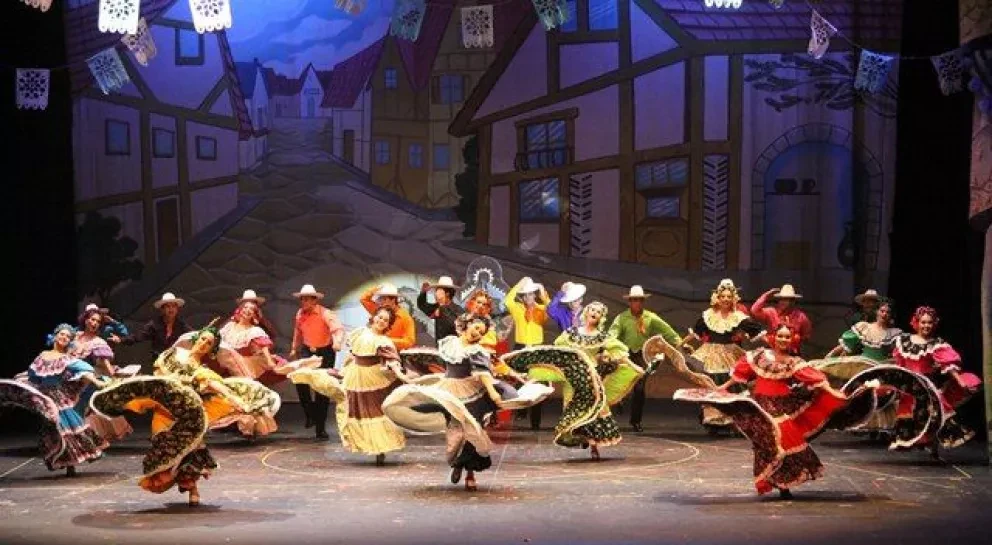 Artistas que se presentarán en el Grito en Culiacán