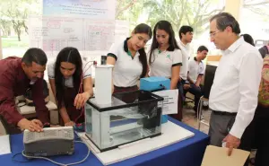 Concursan aparatos y experimentos de física en Sinaloa