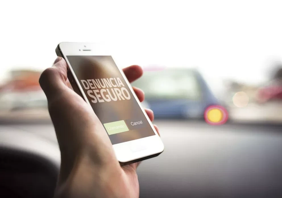 Jóvenes desarrollan App Anticorrupción