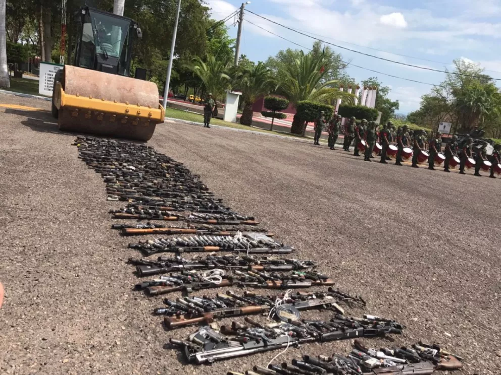 Destruye ejército más de 2 mil armas en Sinaloa