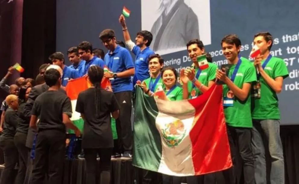 México gana en la Olimpiada Mundial de Robótica tercer lugar.
