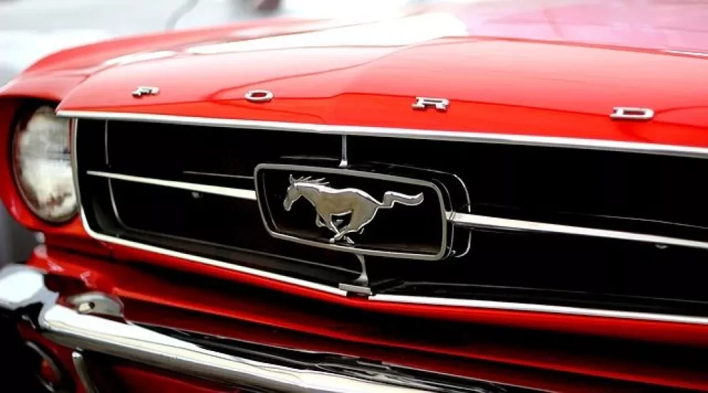 Ford alista traslado de EU a México para producir autos