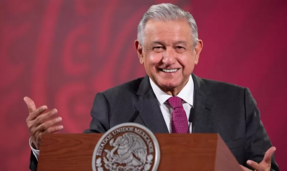 Reconversión con hospitales privados: Resumen mañanera AMLO 17 nov