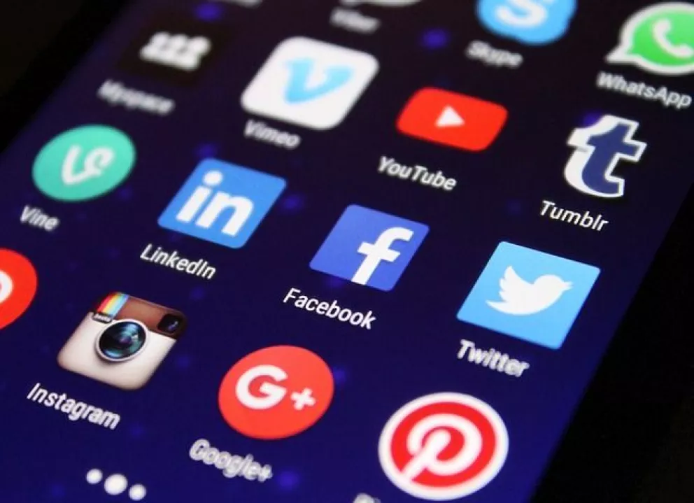REDES SOCIALES, 5 FAVORITAS DE LOS MEXICANOS