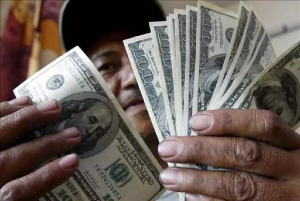 Repunte de remesas en octubre apoya recuperación del consumo