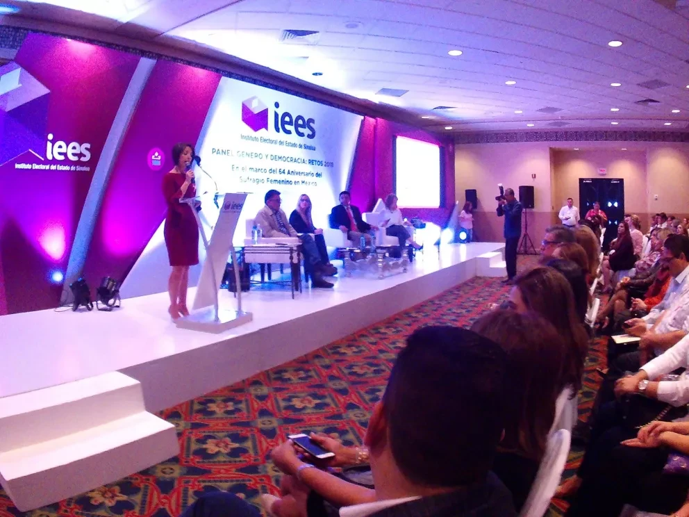 Van por mujeres con preparación, trabajo y liderazgo electoral