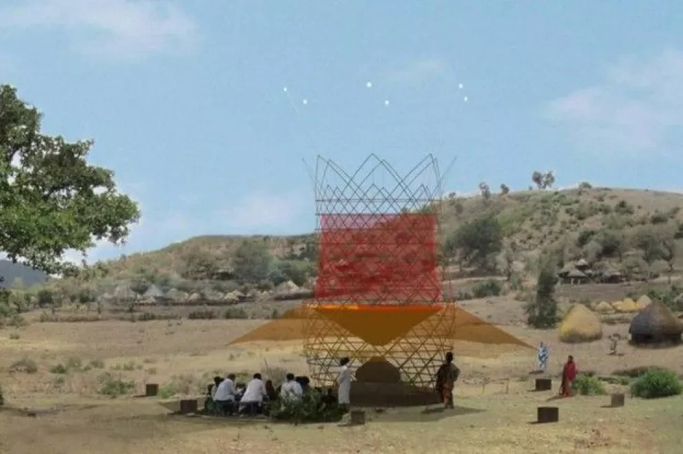 Torre de Bambú que produce hasta 100 Lts. de agua al día