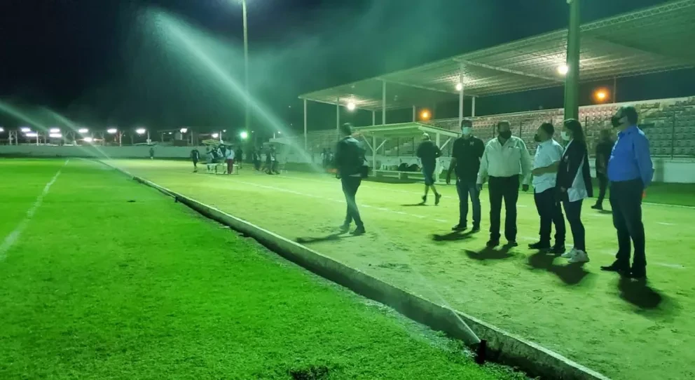 Mejoran espacios deportivos en Navolato