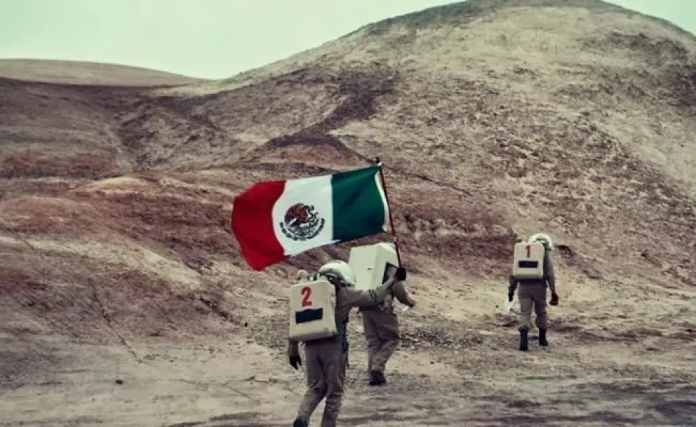Primeras pisadas del mexicano Yahir Piña en Marte