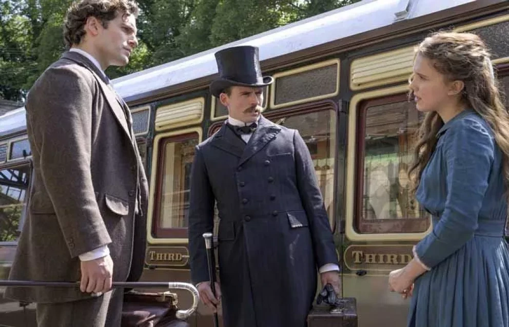 Qué tal la Película Enola Holmes