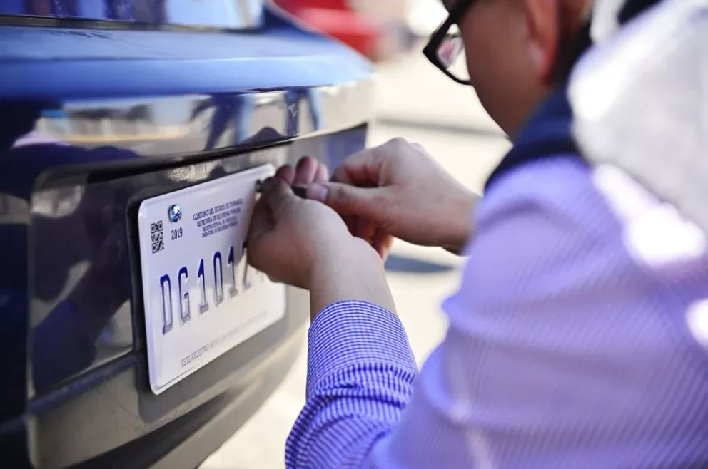 Ya inició regularización de vehículos extranjeros