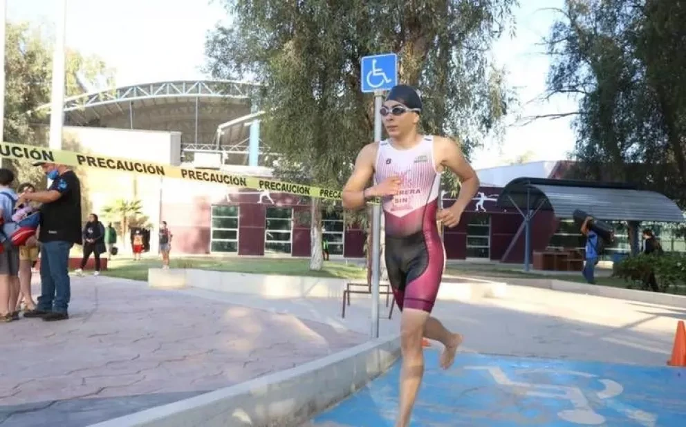 12 Competidores Sinaloenses califican para Triatlón