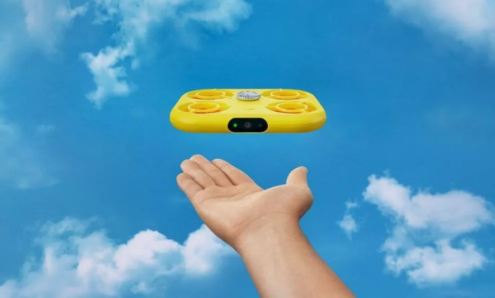 Snapchat presenta a Pixy el nuevo dron que toma fotos desde el aire
