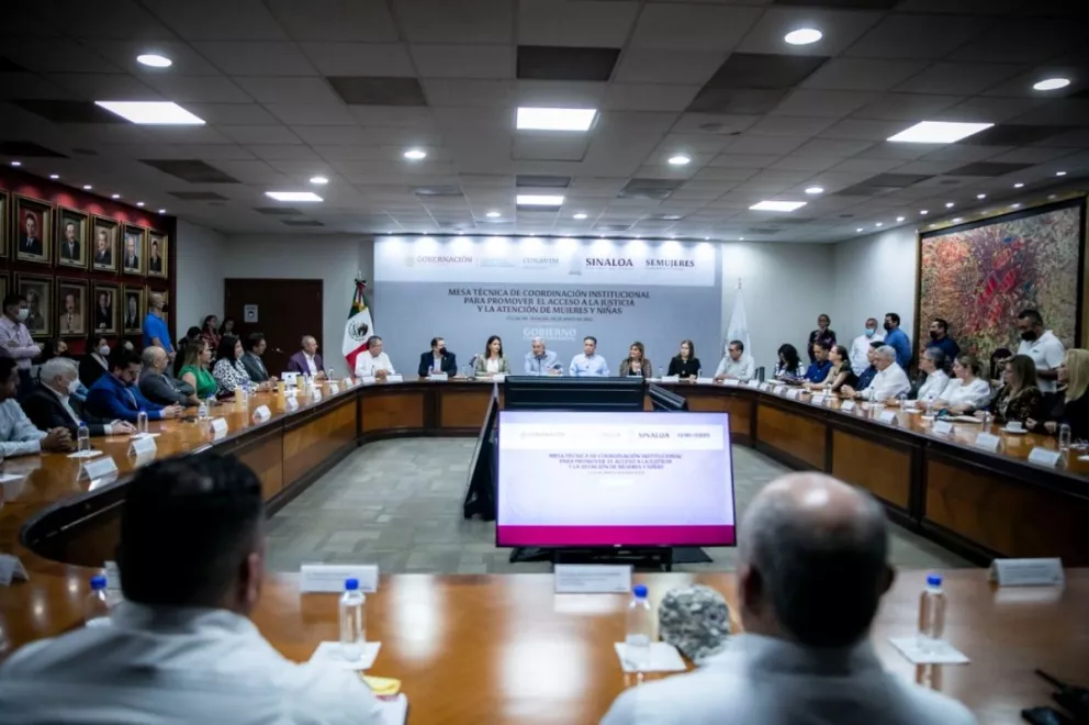 A erradicar la violencia contra las mujeres, el llamado de Rocha