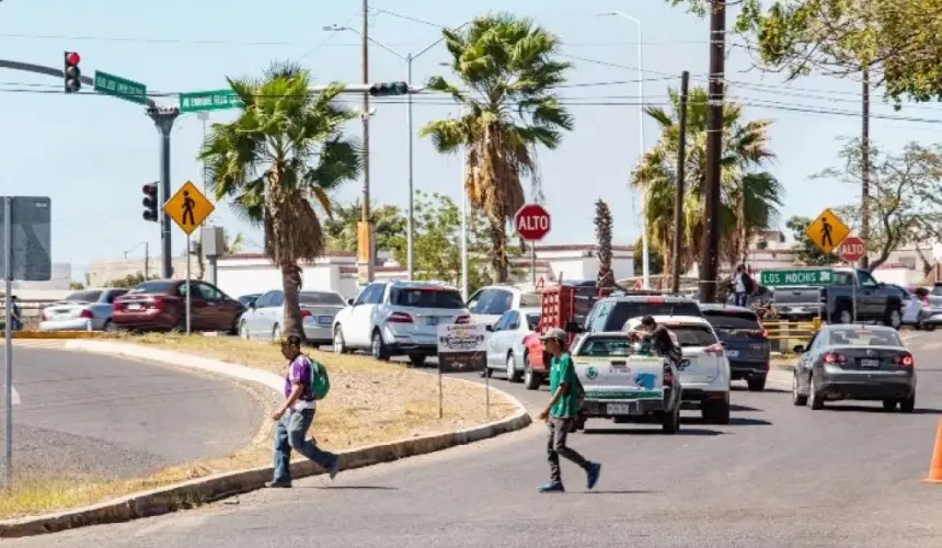 Cruceros de Culiacán más conflictivos aún con semaforización.