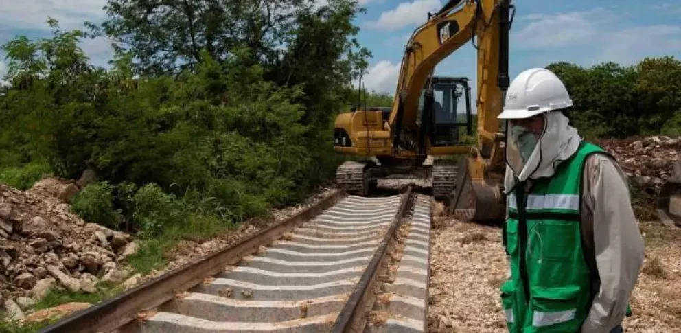Las mentiras y el tren maya en la mañanera