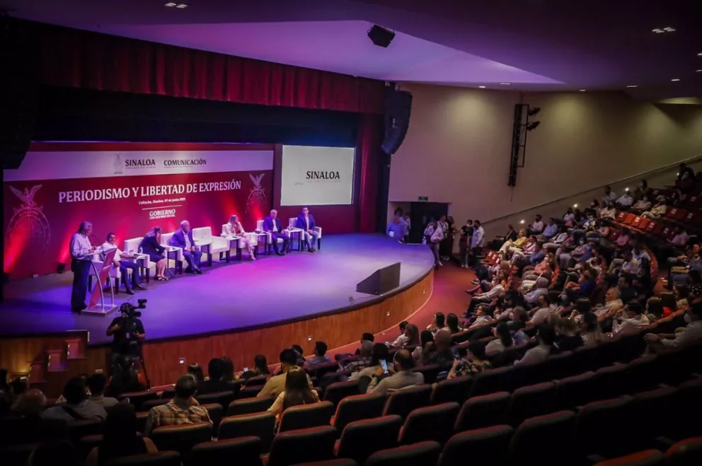 De la protección a periodistas de Sinaloa y el panel de discusión entre periodistas