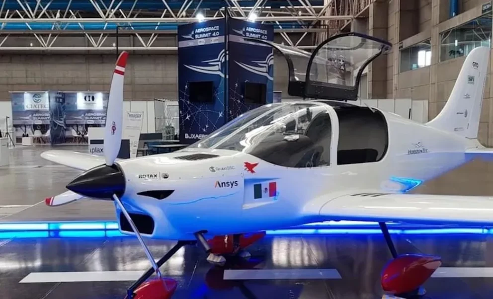 Halcón II, el avión desarrollado por ingenieros y técnicos del IPN y Conalep