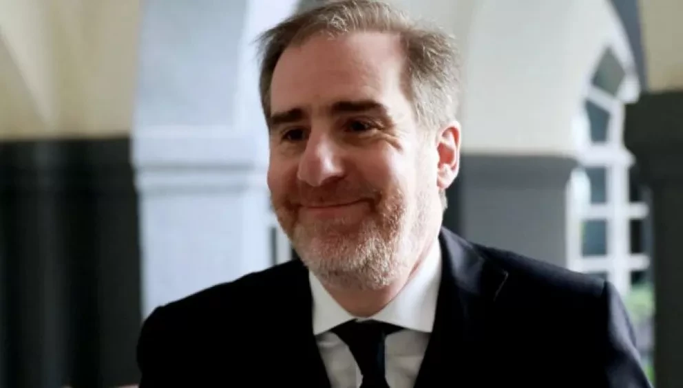 Héctor Grisi.