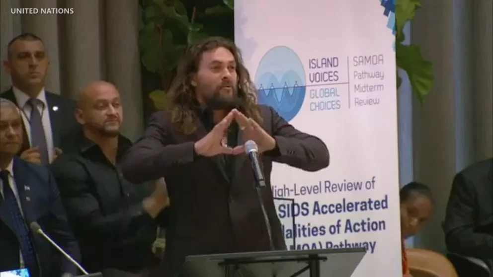 Jason Momoa es designado Defensor de la Vida Submarina por la UNEP