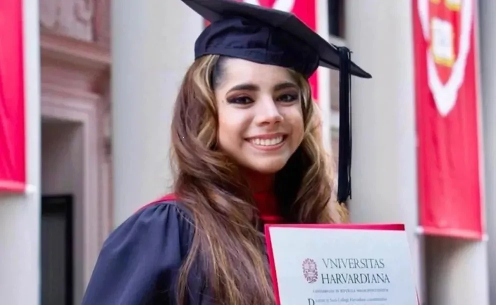 Mexicana logra ser la graduada más joven en obtener posgrado en Harvard