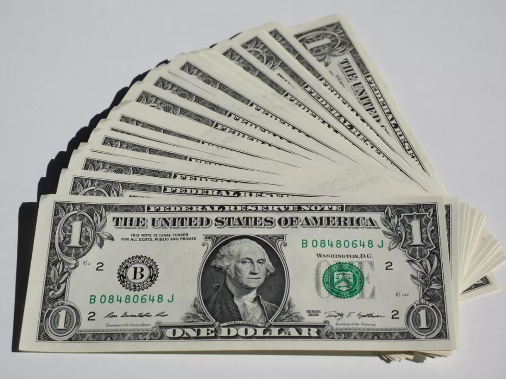 ¿Cuánto cuesta el dólar hoy 7 de julio? El peso sigue en un tira y afloja