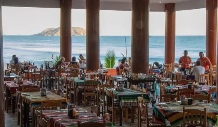 Restaurantes que debes visitar si viajas a Mazatlán 