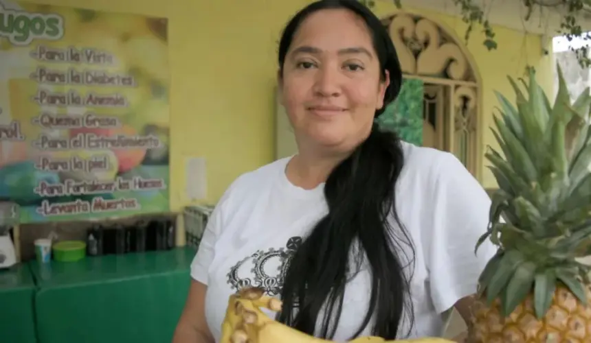 VIDEO. Por un gusto personal Maribel Coronel trajo los Jugos saludables a Villa Juárez