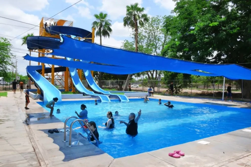Centros de Barrio invita a niños y jóvenes a inscribirse a los Cursos de Verano y clases de natación.