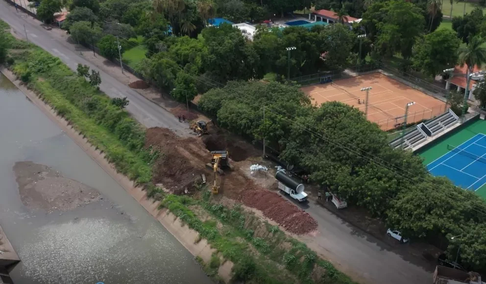 La avenida Federalismo se mantendrá cerrada de tres a cuatro días en el tramo que comprende de las vías del tren y hasta la avenida República.