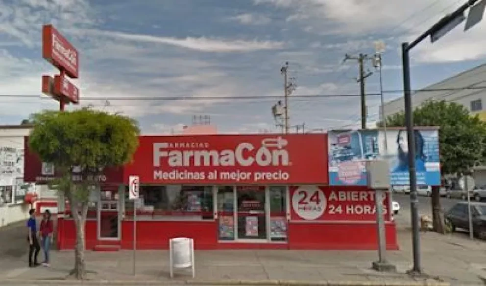 ¿A cuántos culichis les queda una Farmacon a 5 minutos caminando?