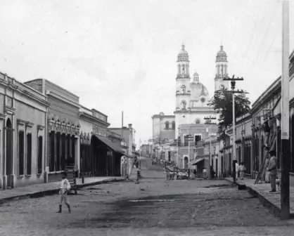 La Calle Gral. Ángel Flores de Culiacán. 