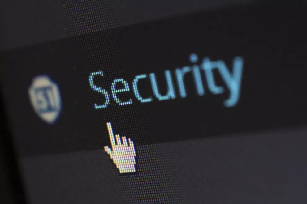 Stalkerware: la nueva modalidad para espiar a través de tu celular, conoce cómo evitarlo y denunciarlo