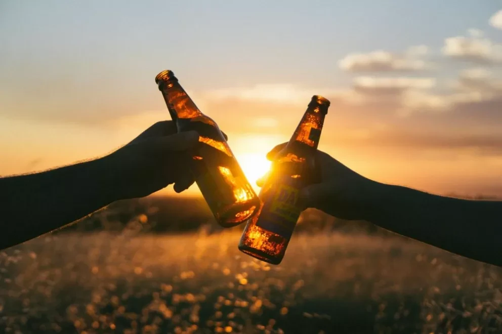 ¿Cuánto cuesta la cerveza en América Latina? Estos son los precios por país latinoamericano