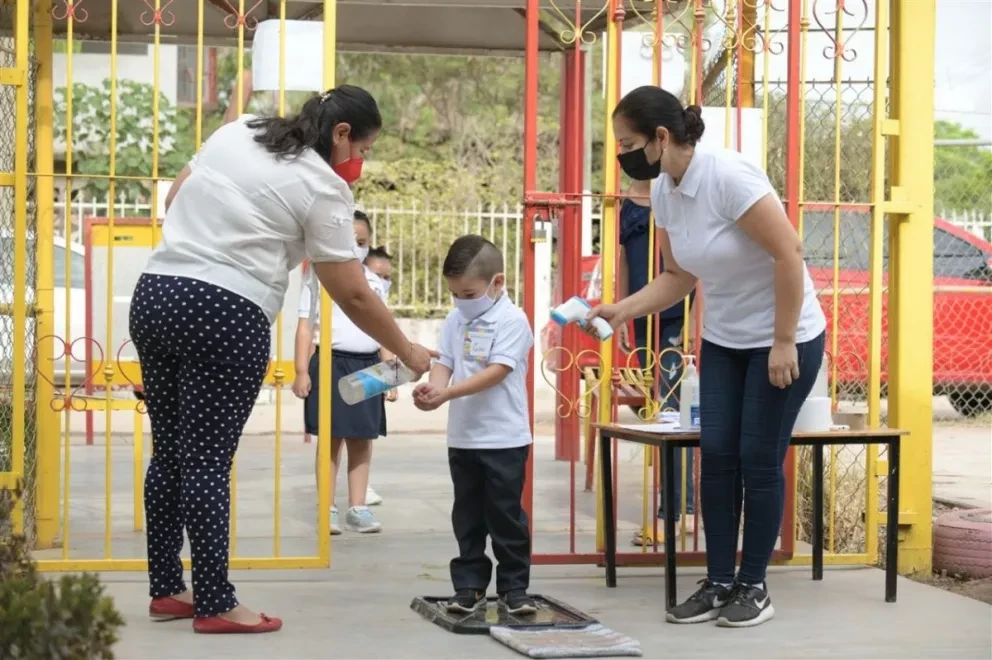 SEP: ¡Atentos papás! Ya hay fecha para el canje de útiles, uniformes y calzado deportivo en Sinaloa