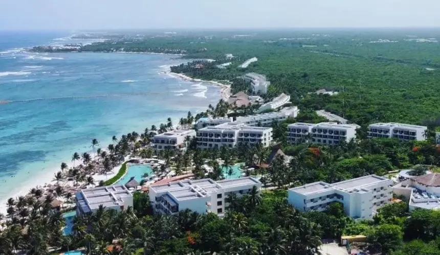 Playa Akumal; lo que debes saber sobre este paraíso ubicado en la Riviera Maya.