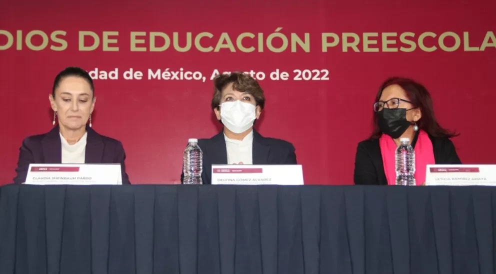 SEP presenta plan de estudios de preescolar, primaria y secundaria