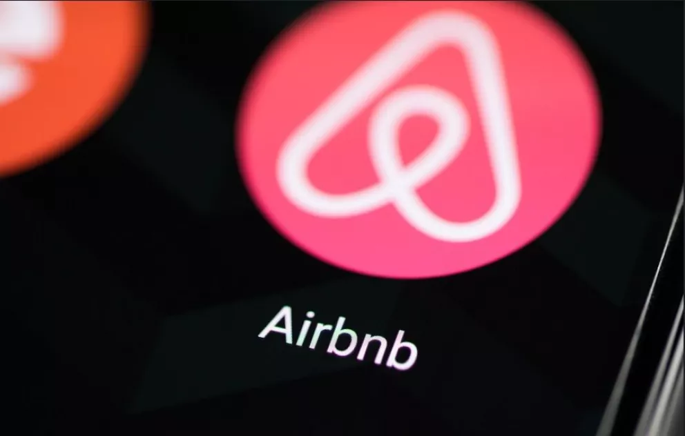 Ventajas y desventajas de hospedarte en Airbnb.