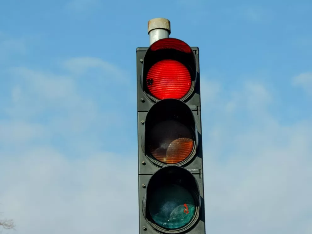 ¿Cuánto cuesta una infracción por pasarme un semáforo en rojo en Culiacán?.