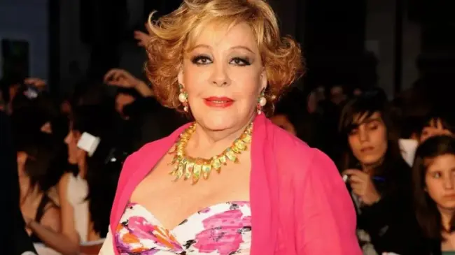 Silvia Pinal.