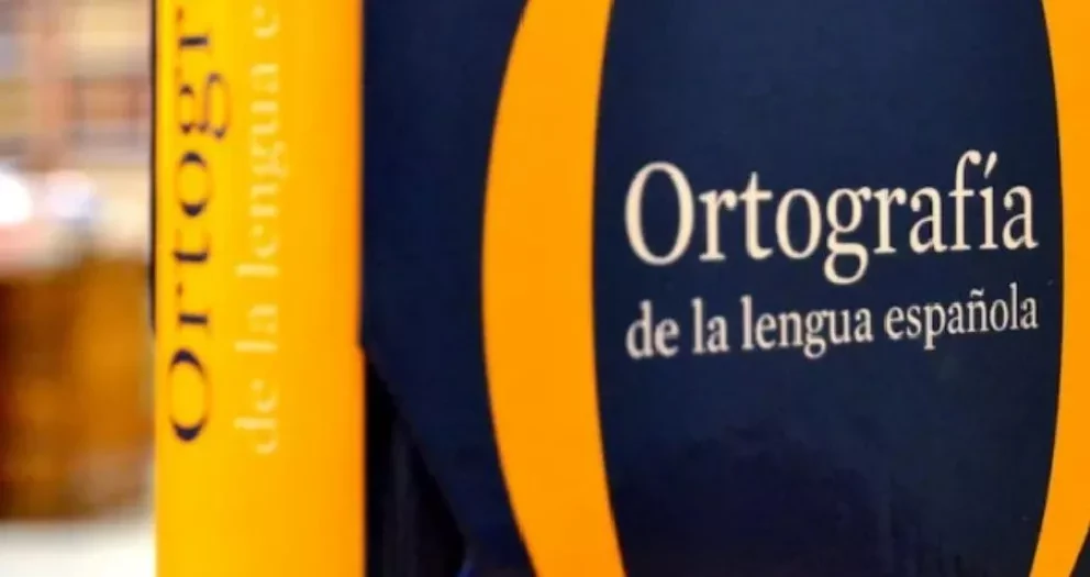 Por qué la Real Academia Española excluyó del abecedario los signos ch y ll.