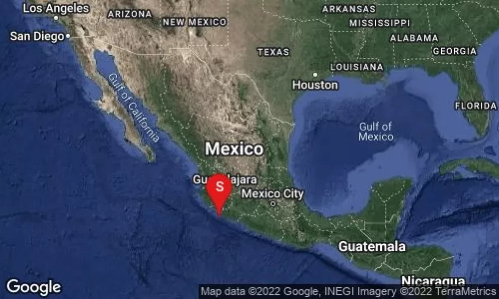 Saldo blanco en Puebla tras sismo con epicentro en Coalcoman, Michoacán.