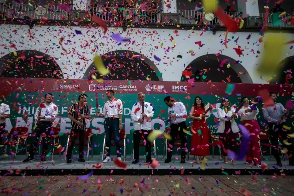 Rocha inaugura festejos por el Aniversario 491 de la fundación de Culiacán.