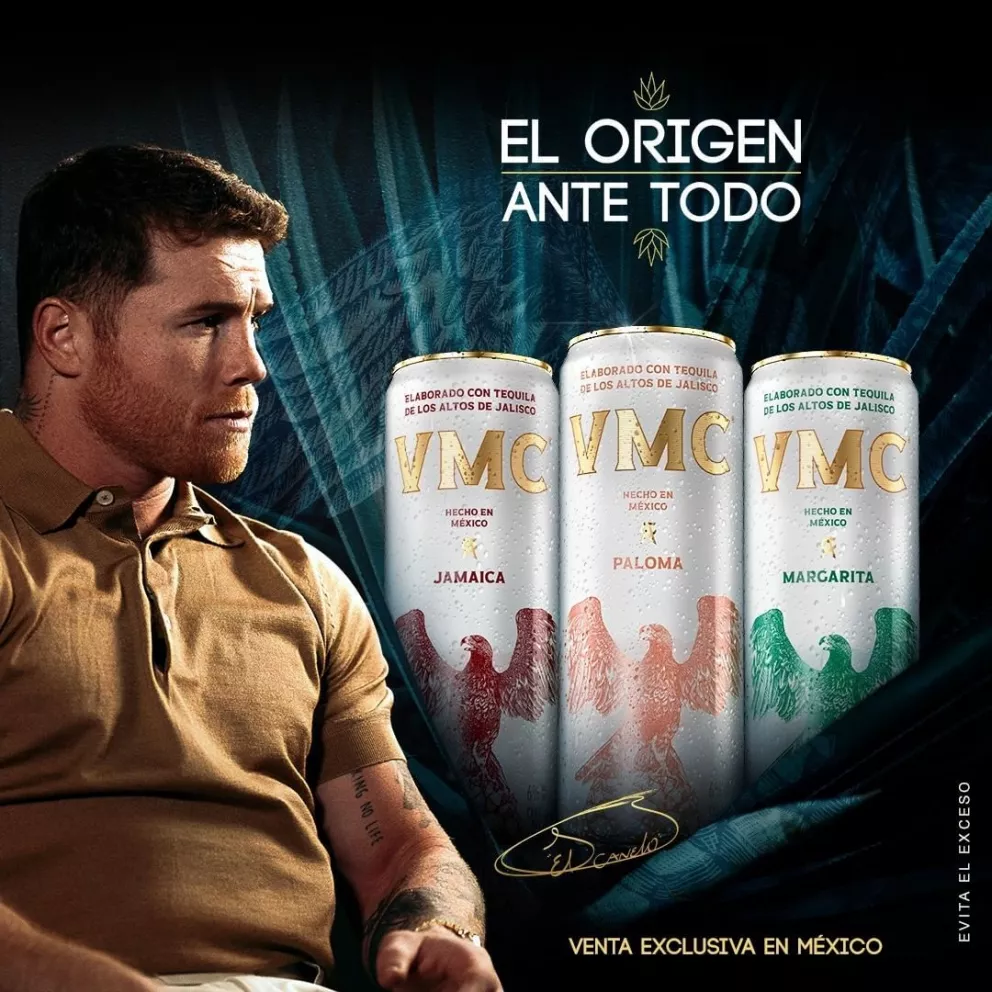 Canelo Álvarez presume su marca VMC, un producto a base de tequila